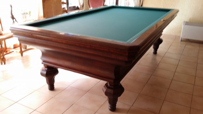 Troc Echange Billard ancien et lustre de billard sur